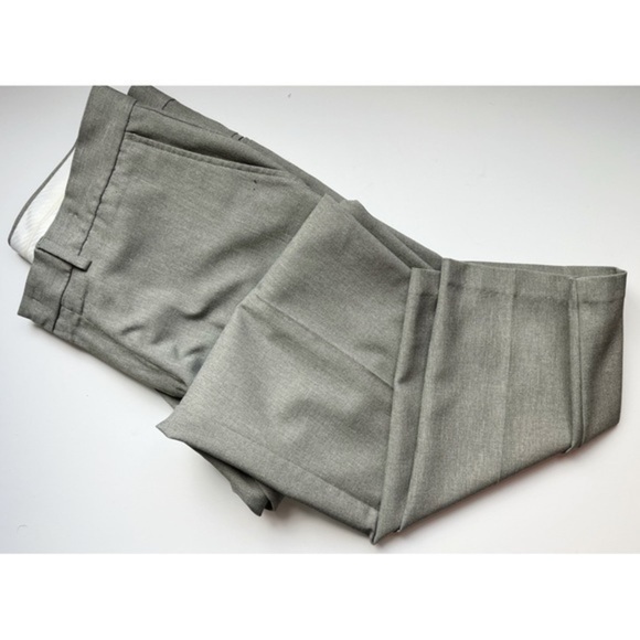 Kenneth Cole Reaction • Grey Trouser Dress Pants - Picture 1 of 5